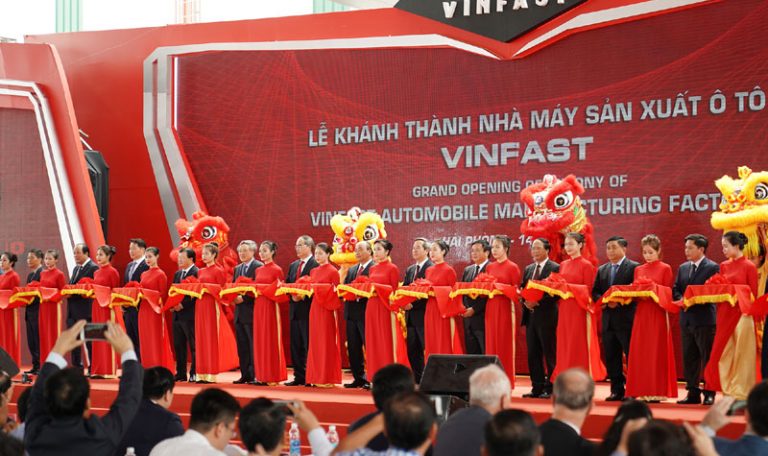 Dịch vụ tổ chức lễ khánh thành trọn gói: Lễ khánh thành nhà máy Vinfast